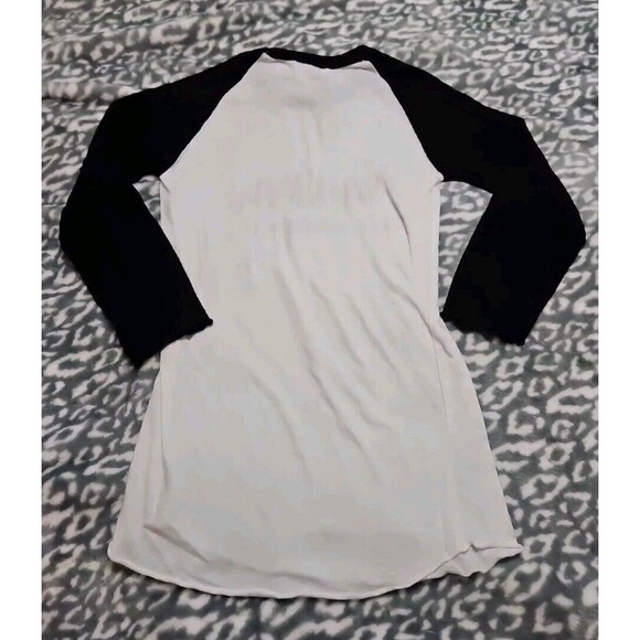 Goth Naughty But Mostly Nice W Silver Skull 3/4 Sleeve Color Block Shirt M - Picture 7 of 7